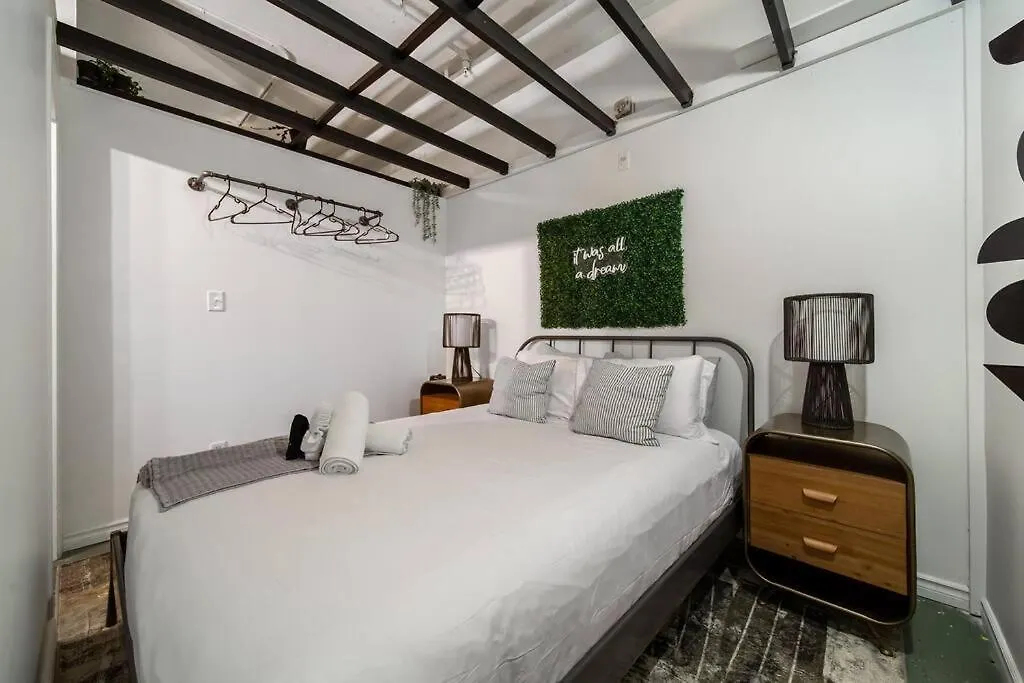 Chic & Cozy Loft Near Rogers Place, Lrt, Jasper Ave 埃德蒙顿 公寓